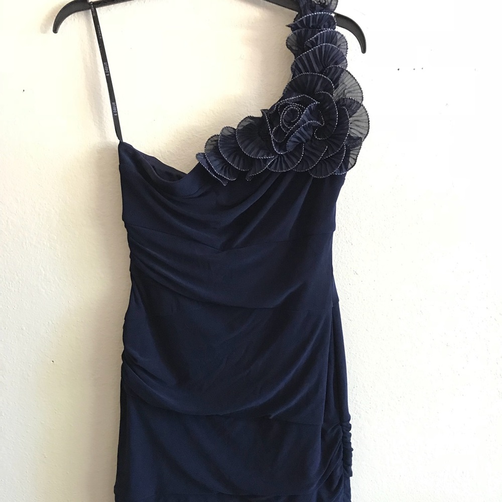 One shoulder navy blue dress